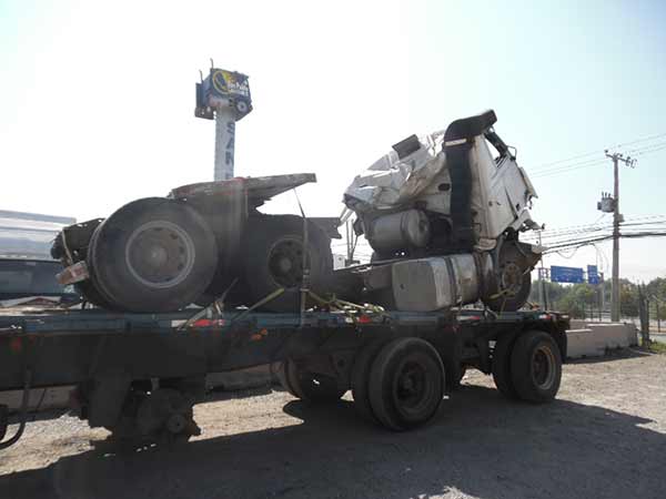  Volvo F12 1995    EN DESARME