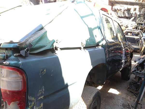  Toyota HILUX 2000    EN DESARME
