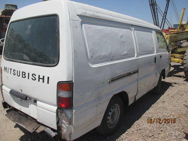  Mitsubishi L300 2013    EN DESARME