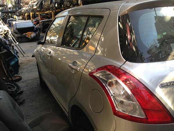  Suzuki SWIFT 2014    EN DESARME