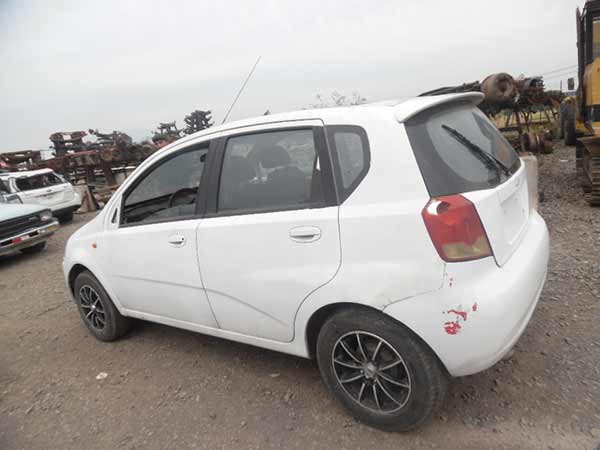 Chevrolet AVEO 2004    EN DESARME