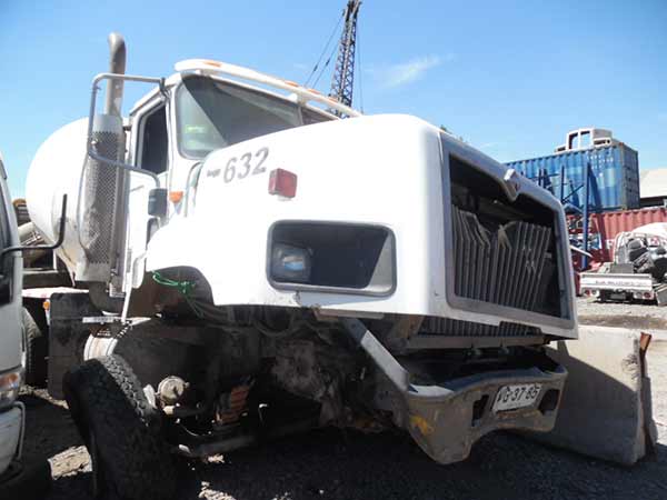  International 5600i 2002    EN DESARME