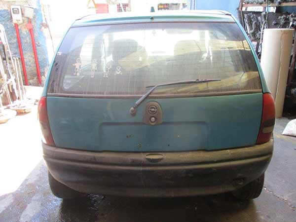  Chevrolet CORSA 2004    EN DESARME