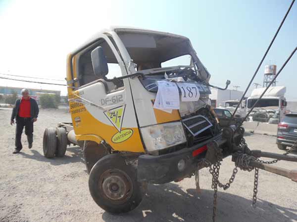  Dongfeng DF612 2012    EN DESARME