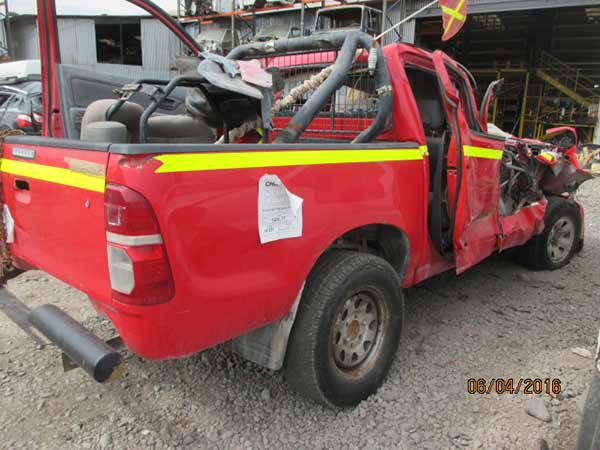  Toyota HILUX 2015    EN DESARME