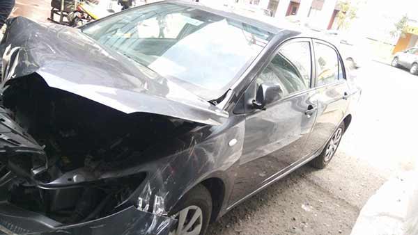  Toyota COROLLA 2013    EN DESARME