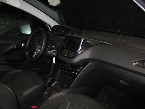 CAJA DE CAMBIOS Peugeot 208 2014  USADA  EN DESARME