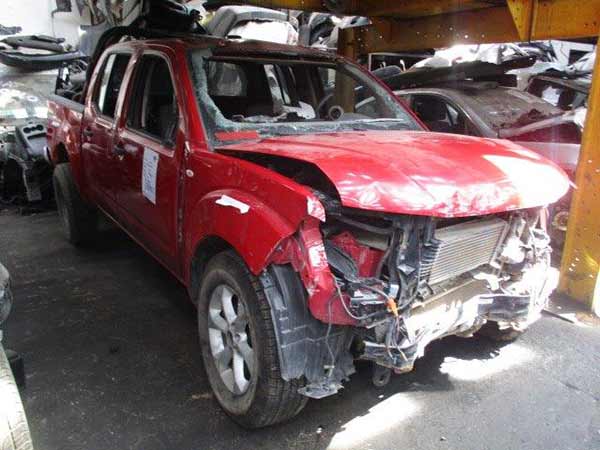  Nissan NAVARA 2015    EN DESARME