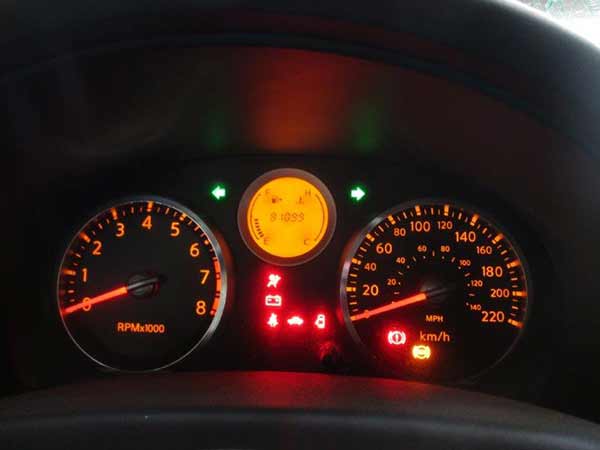  Nissan SENTRA 2008    EN DESARME
