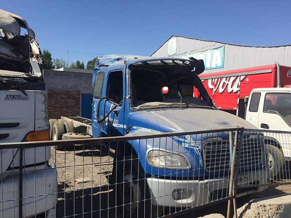  Freightliner M2 2010    EN DESARME