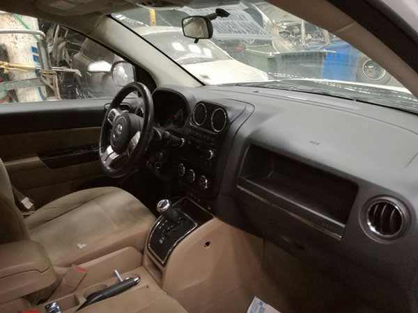  Jeep COMPASS 2011    EN DESARME