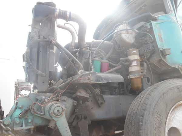  Mack CH-613 2003    EN DESARME
