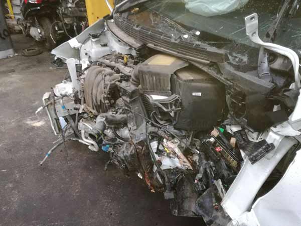  Kia CARENS 2016    EN DESARME