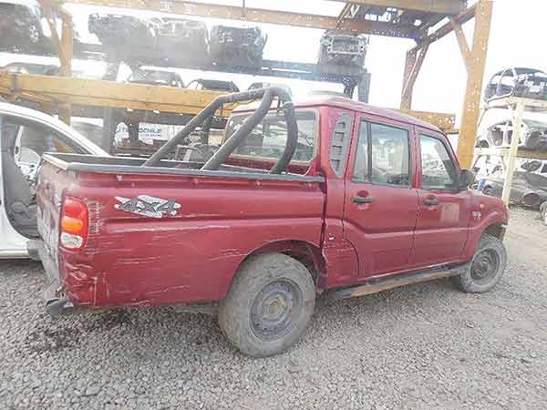  Mahindra PICK UP 2012    EN DESARME