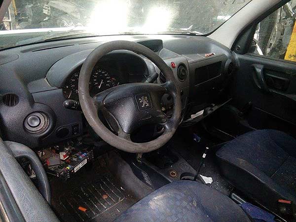  Peugeot PARTNER 2011    EN DESARME