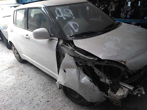  Suzuki SWIFT 2010    EN DESARME