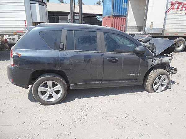  Jeep COMPASS 2015    EN DESARME