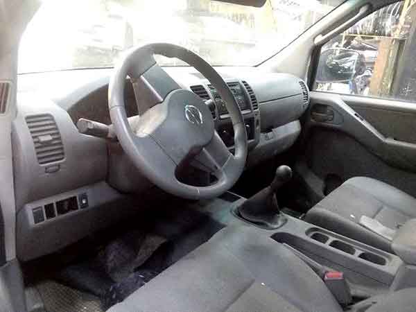  Nissan NAVARA 2011    EN DESARME