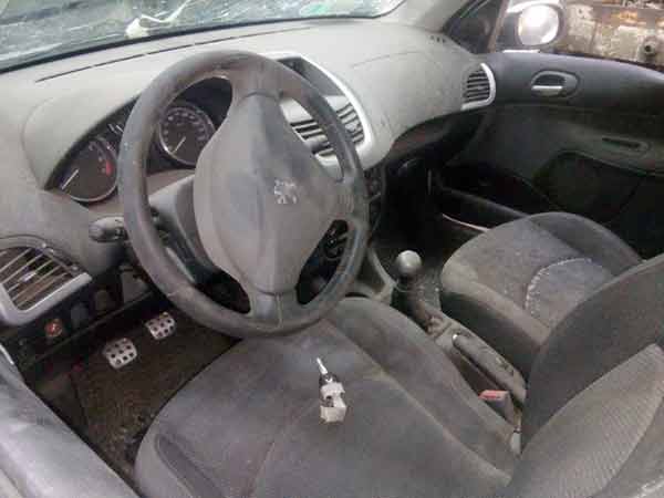  Peugeot 207 2012    EN DESARME