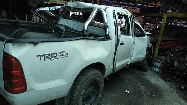  Toyota HILUX 2013    EN DESARME