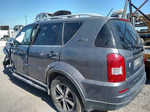 CAJA DE CAMBIOS Ssangyong REXTON 2017  USADA  EN DESARME