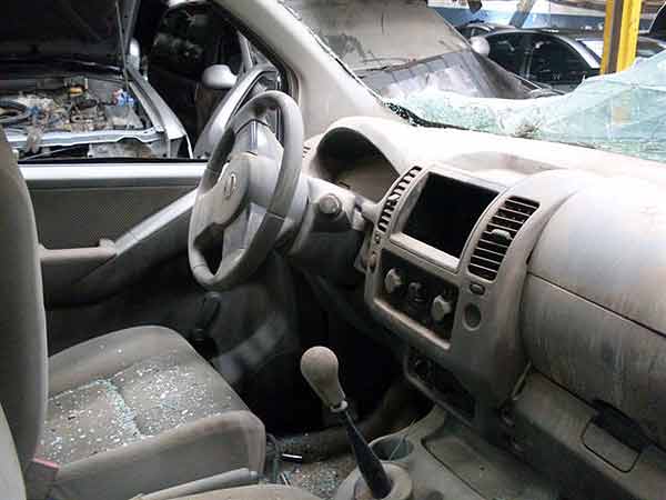  Nissan NAVARA 2009    EN DESARME