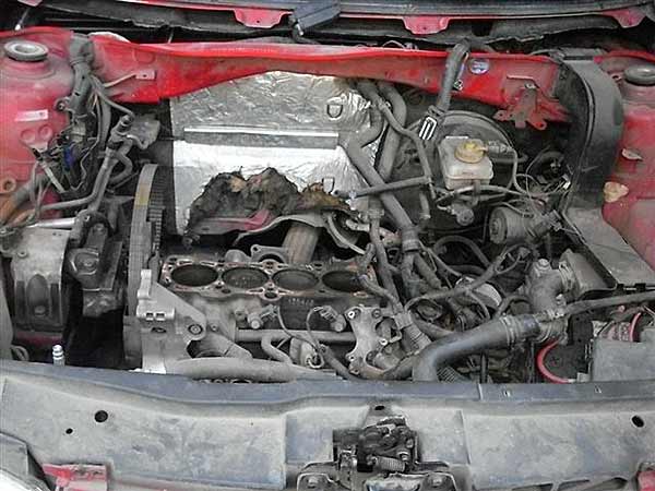  Volkswagen GOLF 2005    EN DESARME