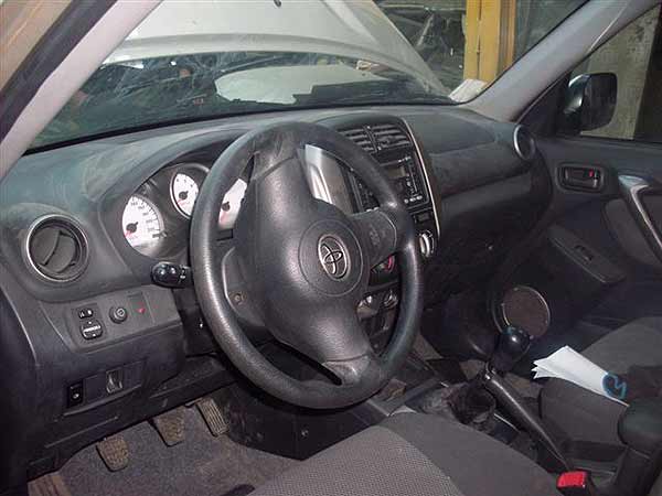  Toyota RAV4 2005    EN DESARME