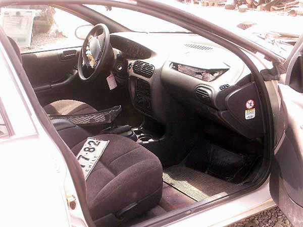  Chrysler STRATUS     EN DESARME