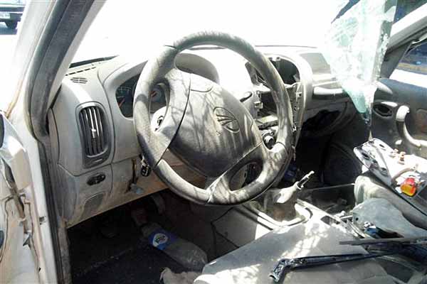  Mahindra PICK UP 2011    EN DESARME
