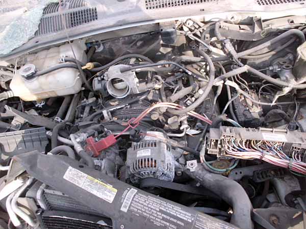  Jeep CHEROKEE 2003    EN DESARME