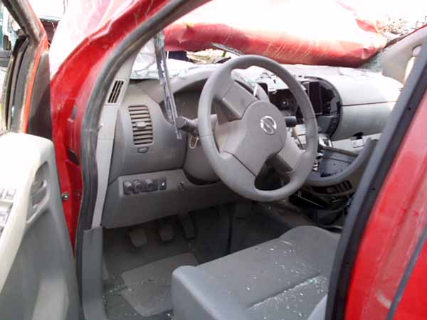  Nissan NAVARA 2012    EN DESARME