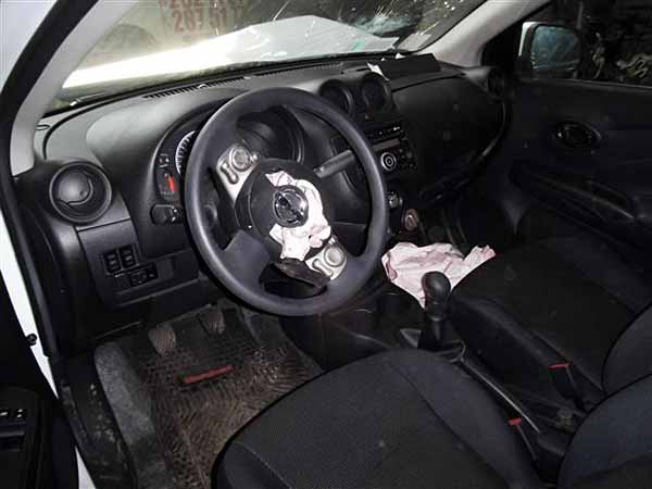  Nissan VERSA 2012    EN DESARME
