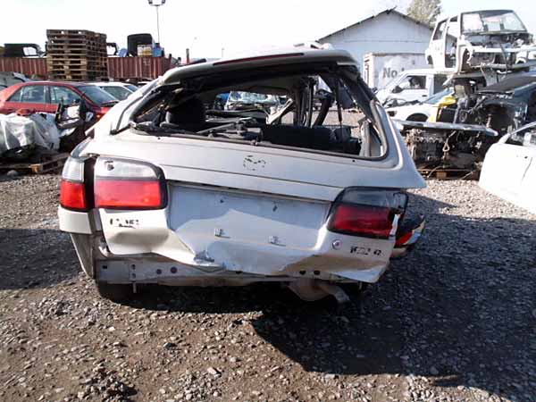  Mazda 626 1999    EN DESARME