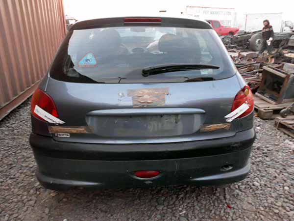  Peugeot 206 2006    EN DESARME