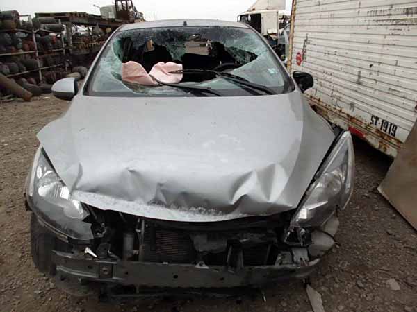  Mazda 2 2010    EN DESARME