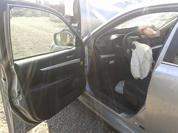  Subaru LEGACY 2013    EN DESARME