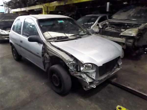 Chevrolet CORSA 2006    EN DESARME