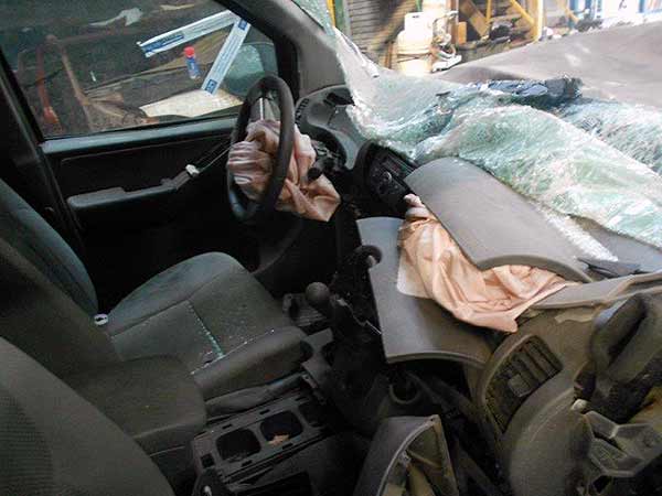  Nissan NAVARA 2009    EN DESARME