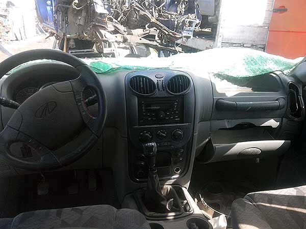  Mahindra PICK UP 2013    EN DESARME