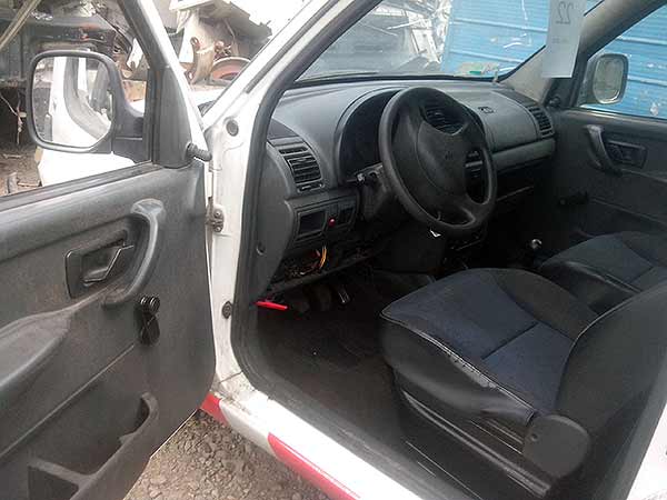 Peugeot PARTNER 2003    EN DESARME