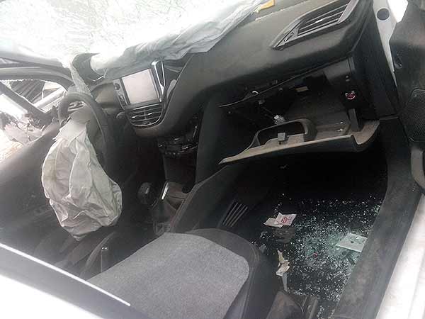 CAJA DE CAMBIOS Peugeot 208 2014  USADA  EN DESARME