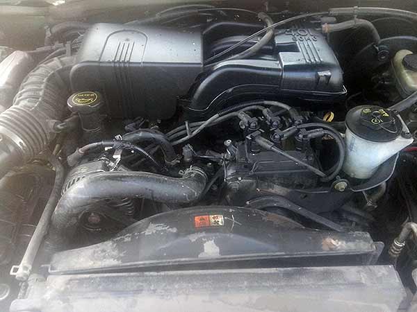  Ford EXPLORER 2003    EN DESARME