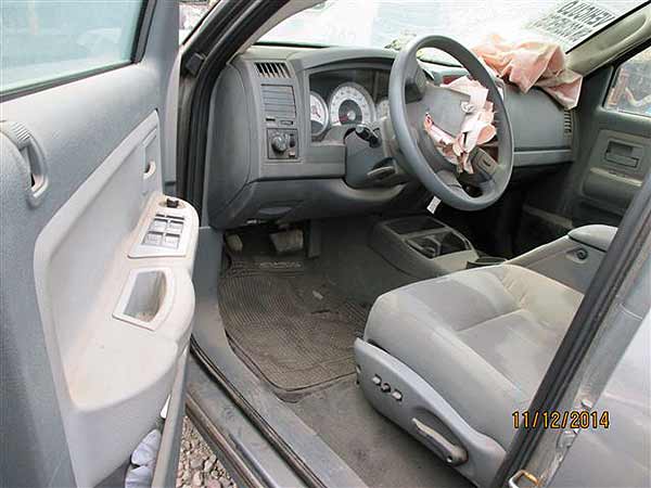  Dodge DAKOTA  2006    EN DESARME