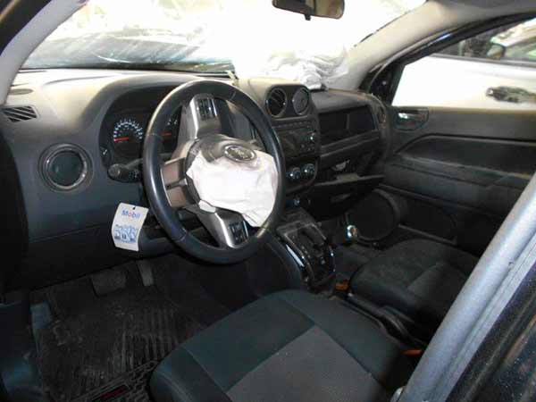  Jeep COMPASS 2011    EN DESARME