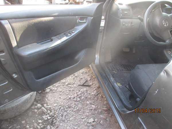  Toyota COROLLA 2006    EN DESARME