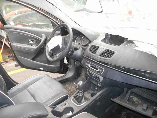  Renault MEGANE 2013    EN DESARME