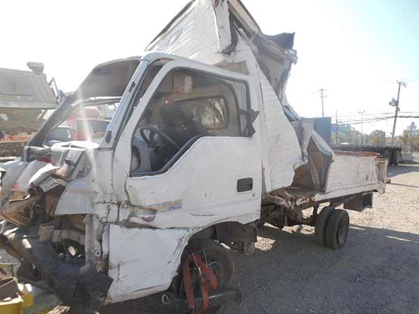  Kia FRONTIER 2005    EN DESARME
