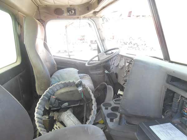  International 5600i 2002    EN DESARME