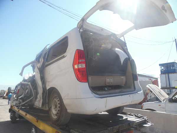  Hyundai H1 2012    EN DESARME